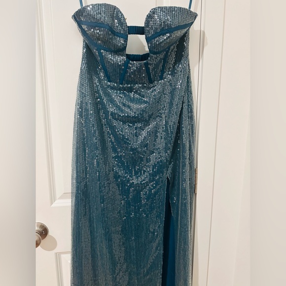 ASOS sequence dress - Picture 6 of 8